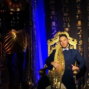 Meet your Posher, Eric